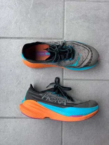 Used Hoka Mach X2 bike — image 2 of 4