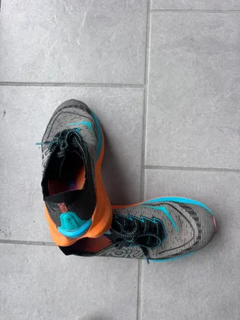 Used Hoka Mach X2 bike — image 3 of 4
