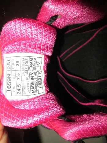 Used Asics Running Shoes bike — image 7 of 12