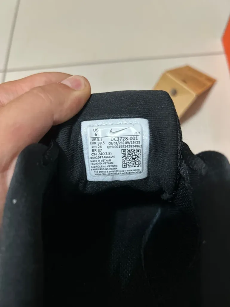 Used Nike Revolution 6 NN bike — image 5 of 7