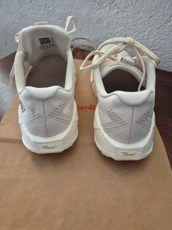 Used Salomon Sneakers bike — image 2 of 8