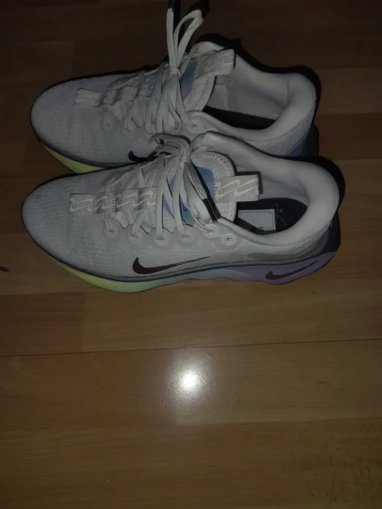 Used Nike Performance Motiva bike — image 2 of 7