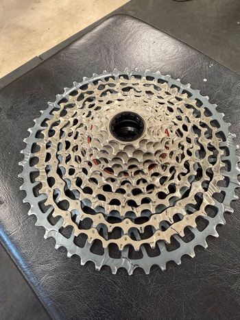 Używany Sram GX T-Type XS-1275 Cassette 10-52T Drivetrain & Pedals