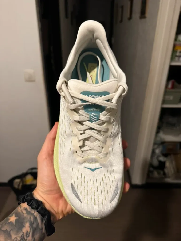 Used Hoka Kawana bike — image 3 of 5