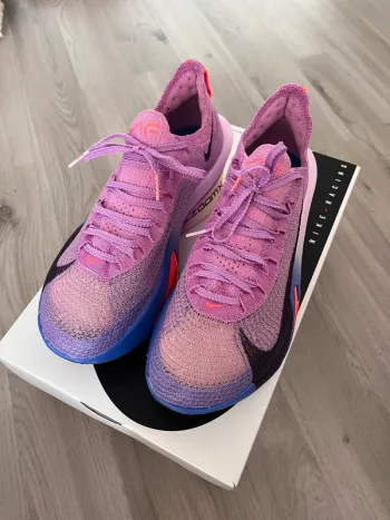 Used Nike Air Zoom Alpha Fly Next 3 bike — image 2 of 9