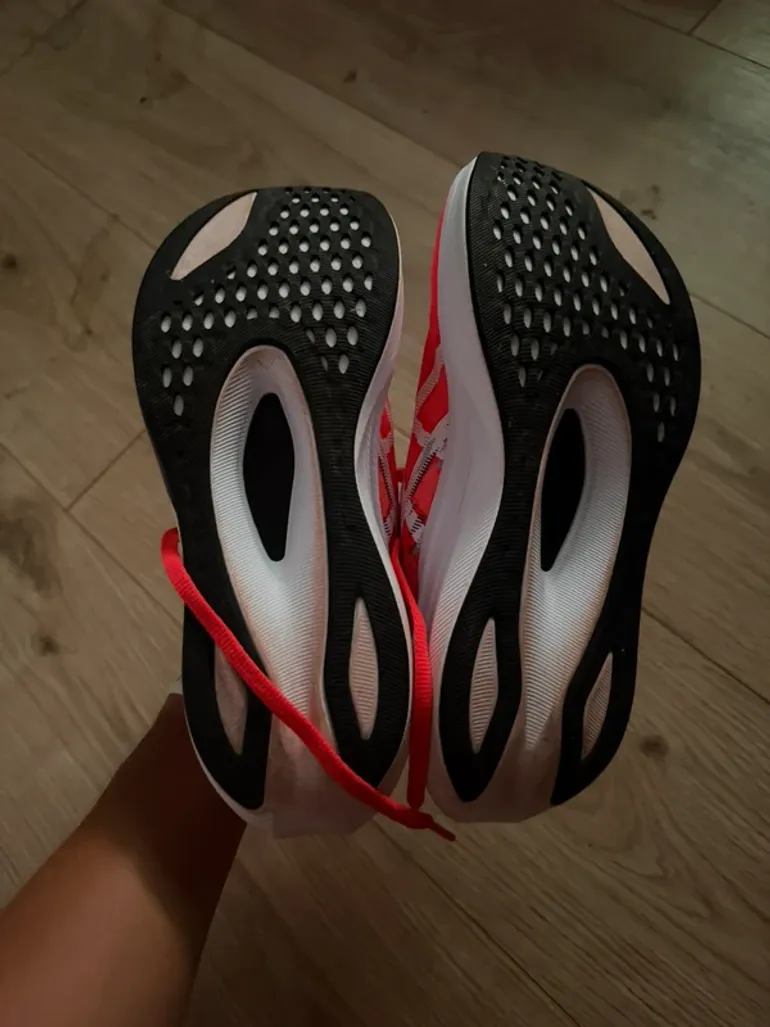 Used Asics Magic Speed 4 bike — image 2 of 4