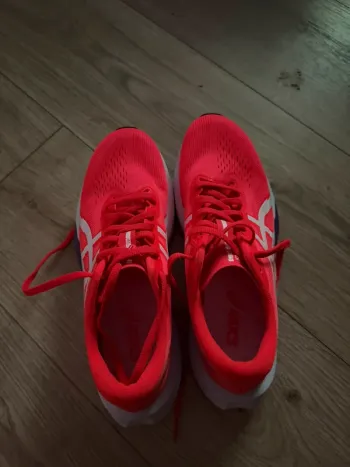 Used Asics Magic Speed 4 bike — image 3 of 4
