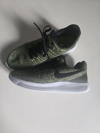 Gebrauchtes Nike Fitness oder Laufschuhe Running Shoes