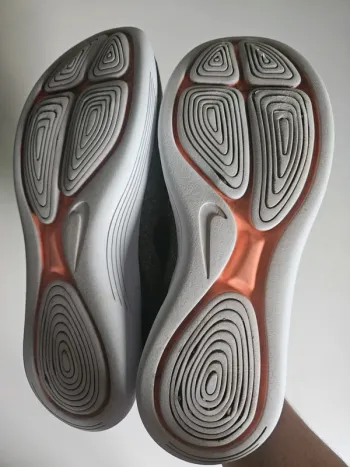 Gebrauchtes Nike Fitness oder Laufschuhe bike — Bild 4 von 5