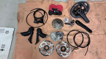 Käytetty Shimano GRX 820 2x12 Groupset Groupset