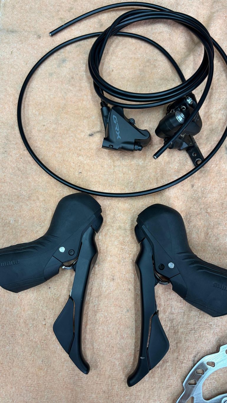 Used Shimano GRX 820 2x12 Groupset bike — image 3 of 9