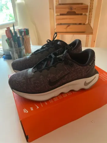 Tweedehands Nike Motiva Running Shoes