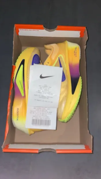 Used Nike Zoom Fly 6 bike — image 3 of 3