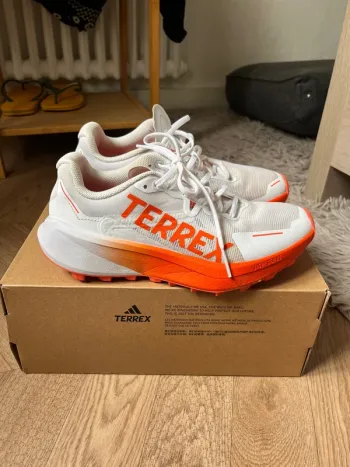 Used Adidas Terrex Agravic 3 bike — image 2 of 8
