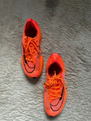 Used Nike Air Zoom Alphafly Next% 2 bike — image 2 of 7