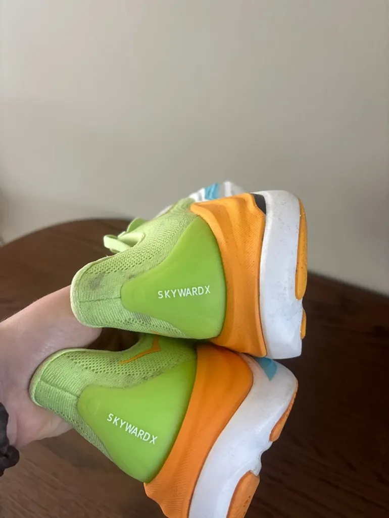Used Hoka hardloop schoenen bike — image 4 of 9