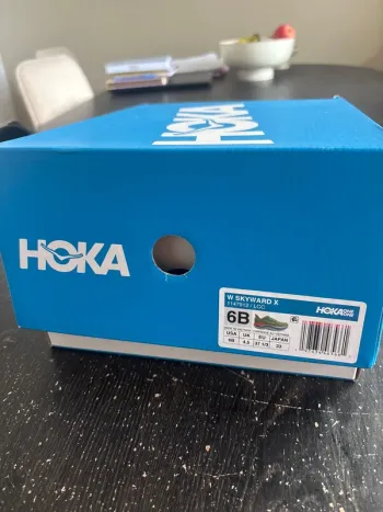 Used Hoka hardloop schoenen bike — image 8 of 9