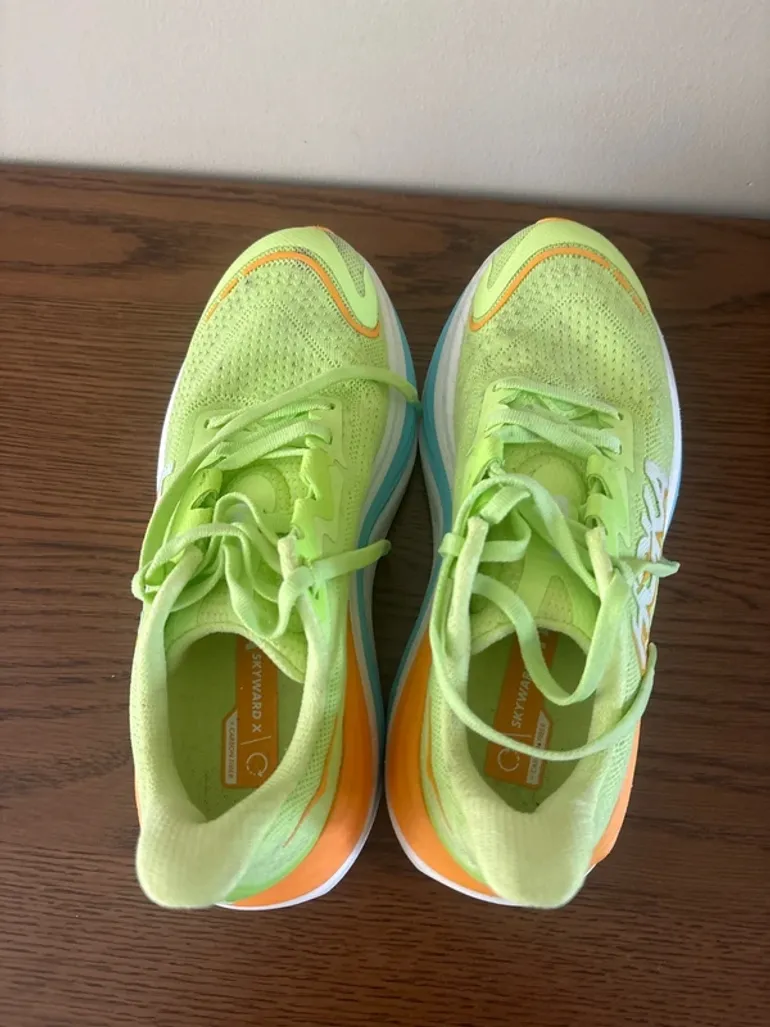 Used Hoka hardloop schoenen bike — image 2 of 9
