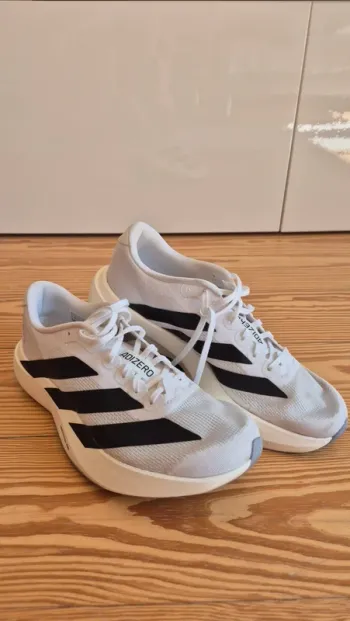 Używany Adidas Adizero EVO SL Running Shoes