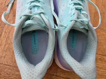 Used Hoka Clifton 9 bike — image 3 of 14