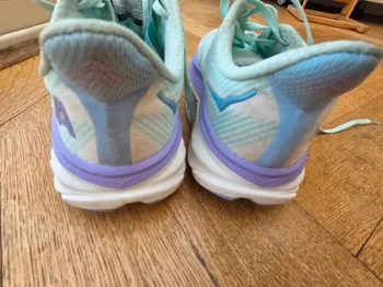 Used Hoka Clifton 9 bike — image 7 of 14