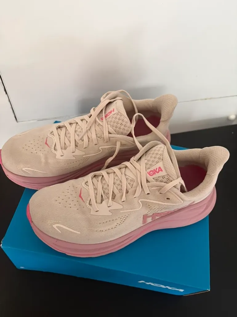Used Hoka Clifton 10 bike — image 4 of 8