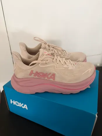 Used Hoka Clifton 10 bike — image 2 of 8