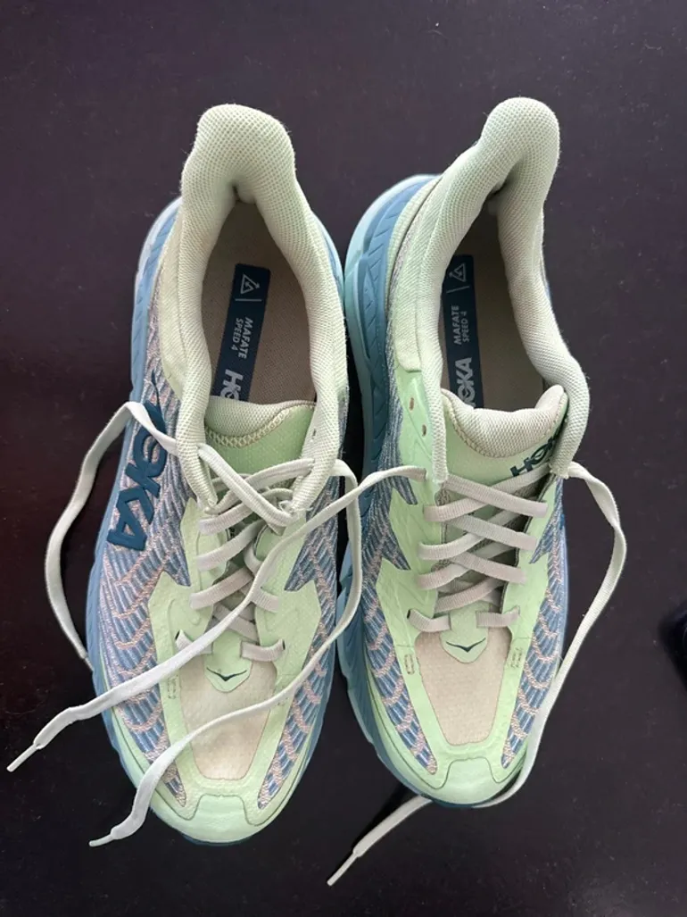Used Hoka Trailrunning Shoes bike — image 3 of 7