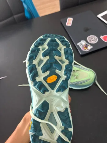 Used Hoka Trailrunning Shoes bike — image 5 of 7