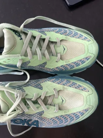 Used Hoka Trailrunning Shoes bike — image 6 of 7