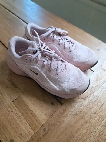 Použité Nike Versain Running Shoes