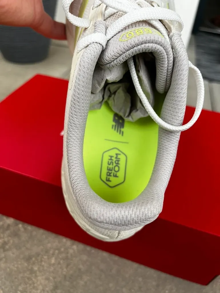 Used New Balance 680 Fresh Foam bike — image 5 of 8