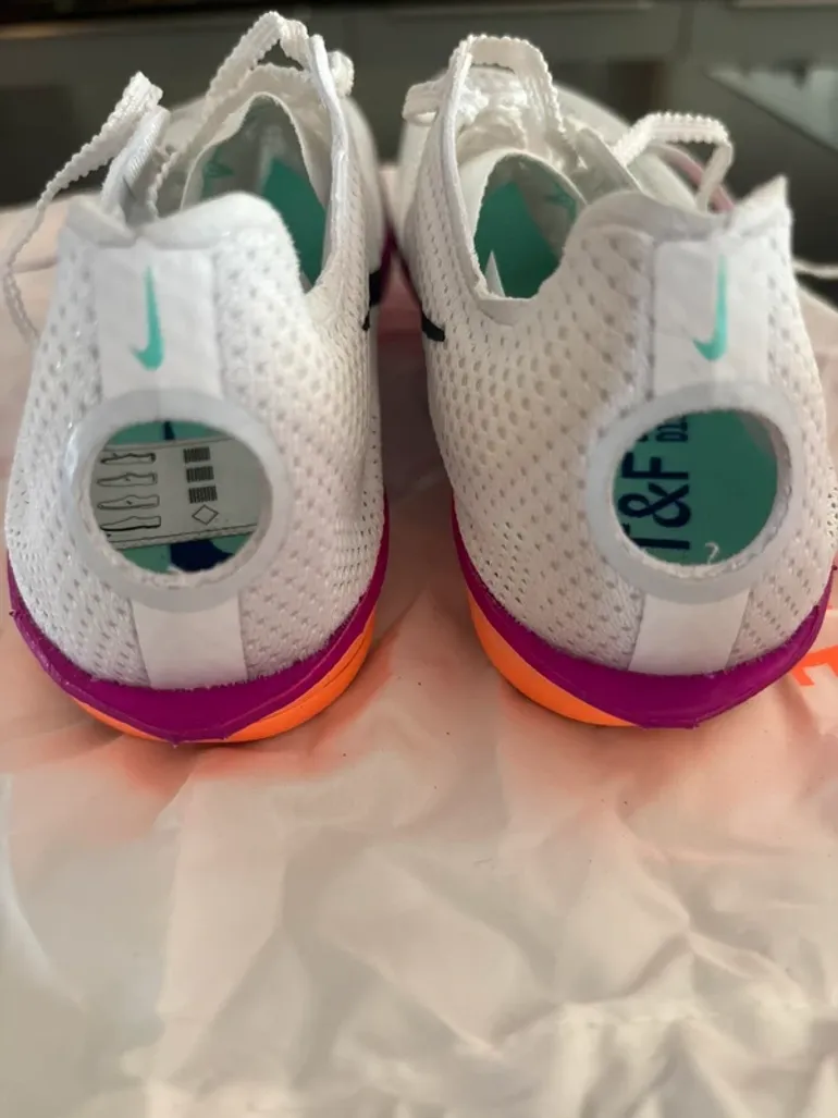 Used Nike ZoomX Dragonfly 2 bike — image 4 of 5