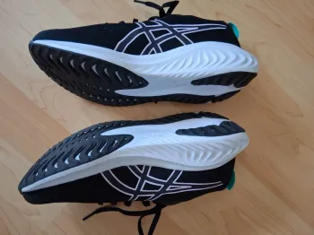 Used Asics Gel Excite 10 bike — image 2 of 9