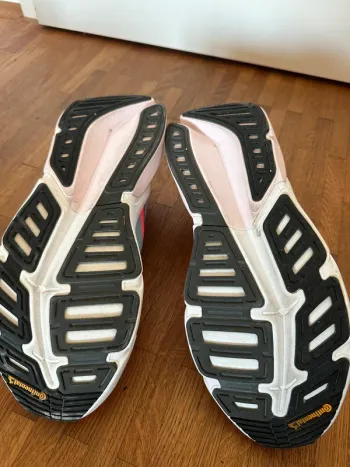 Used Adidas adistar bike — image 7 of 8