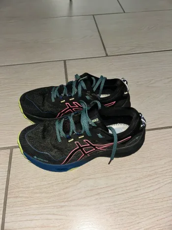 Used Asics Gel-Trabuco 11 GTX bike — image 3 of 7