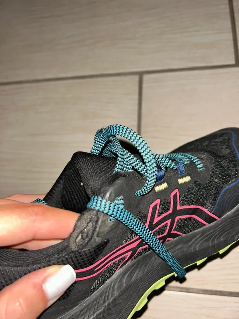 Used Asics Gel-Trabuco 11 GTX bike — image 5 of 7