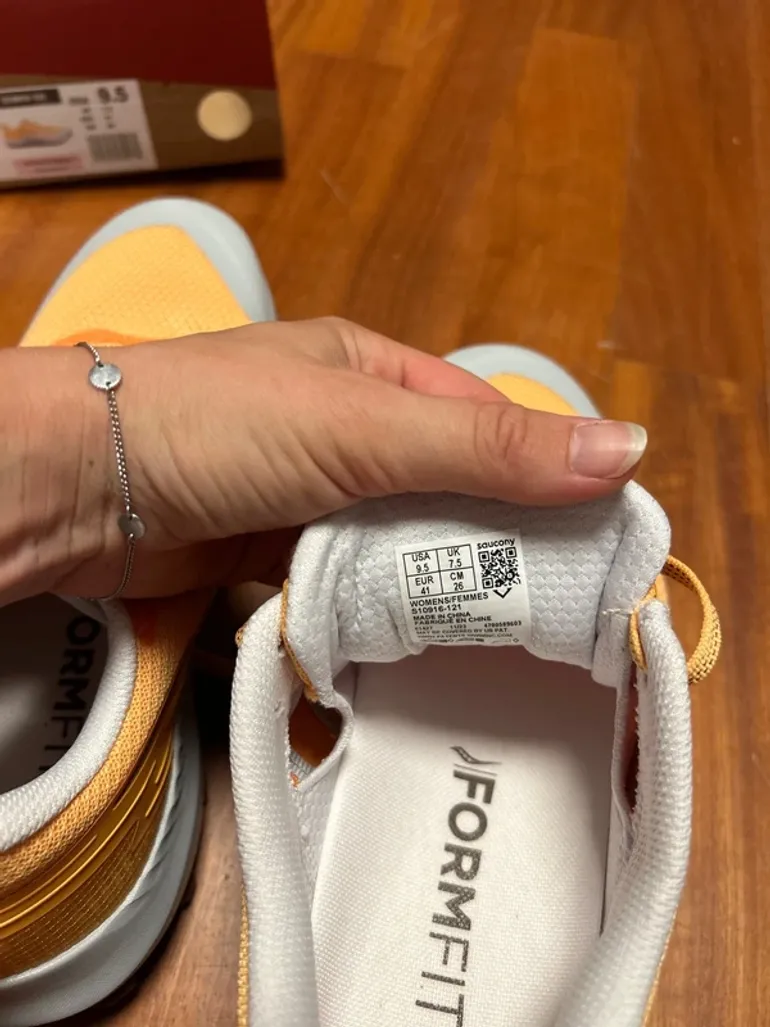 Used Saucony Peregrine 14 bike — image 4 of 4