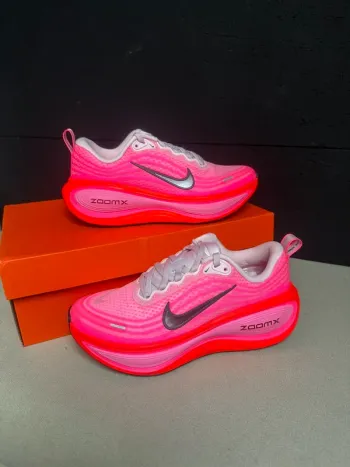 Used Rose Vomero Plus Running Shoes