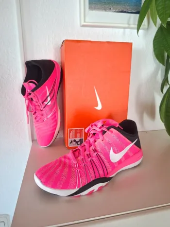 Tweedehands Nike Free TR 6 Running Shoes