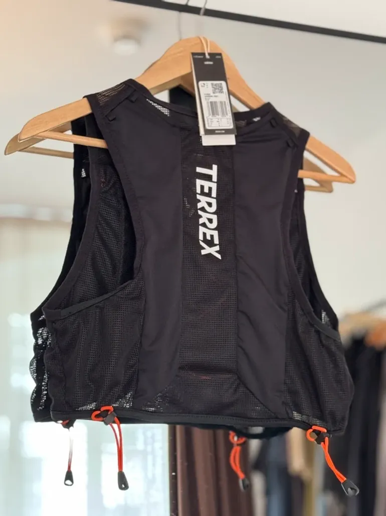 Used Adidas Terrex Adizero MT Trail Vest 5 bike — image 2 of 7