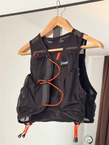 Używany Adidas Terrex Adizero MT Trail Vest 5 Running Accessories