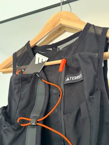 Used Adidas Terrex Adizero MT Trail Vest 5 bike — image 4 of 7