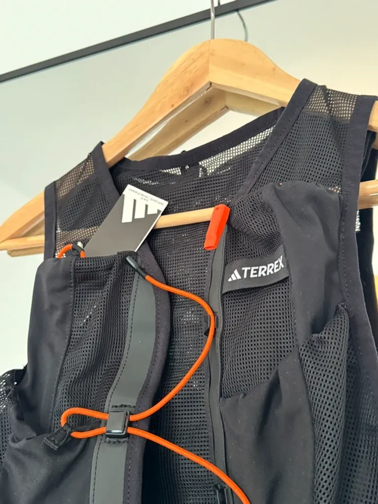 Used Adidas Terrex Adizero MT Trail Vest 5 bike — image 4 of 7