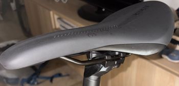 Brugt Fizik Aliante R5 Saddles & Seatposts