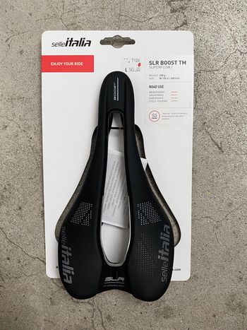Używany Selle Italia SLR Boost TM Superflow Saddle Saddles & Seatposts