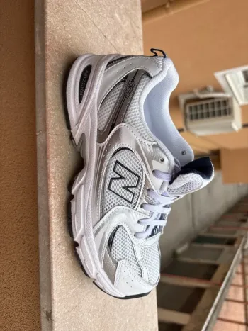 Used New Balance 530 M Running Shoes