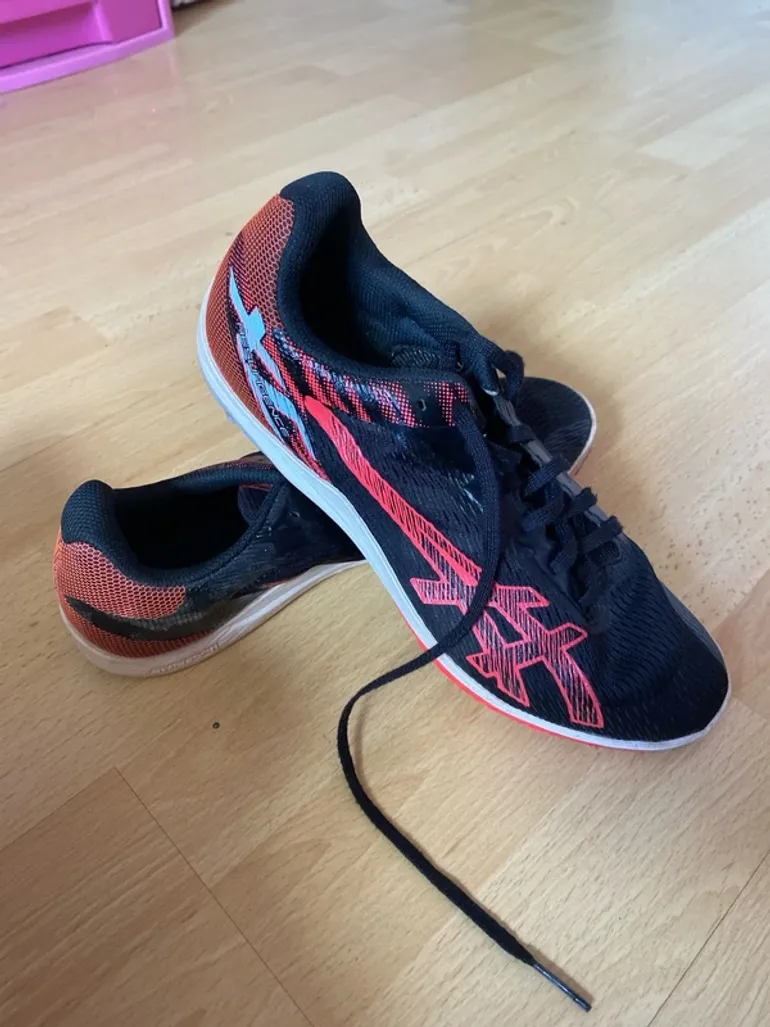 Used Asics Pointes bike — image 2 of 4