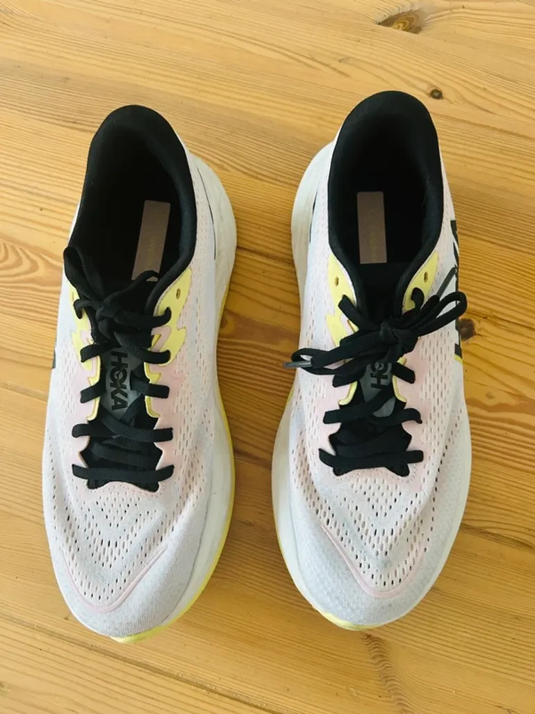 Hoka Rincon 4 bike d'occasion — image 2 sur 4