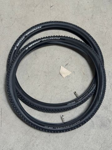 Schwalbe Rapid Rob Tyres 2020 bike de segunda mano — imagen 1 de 8